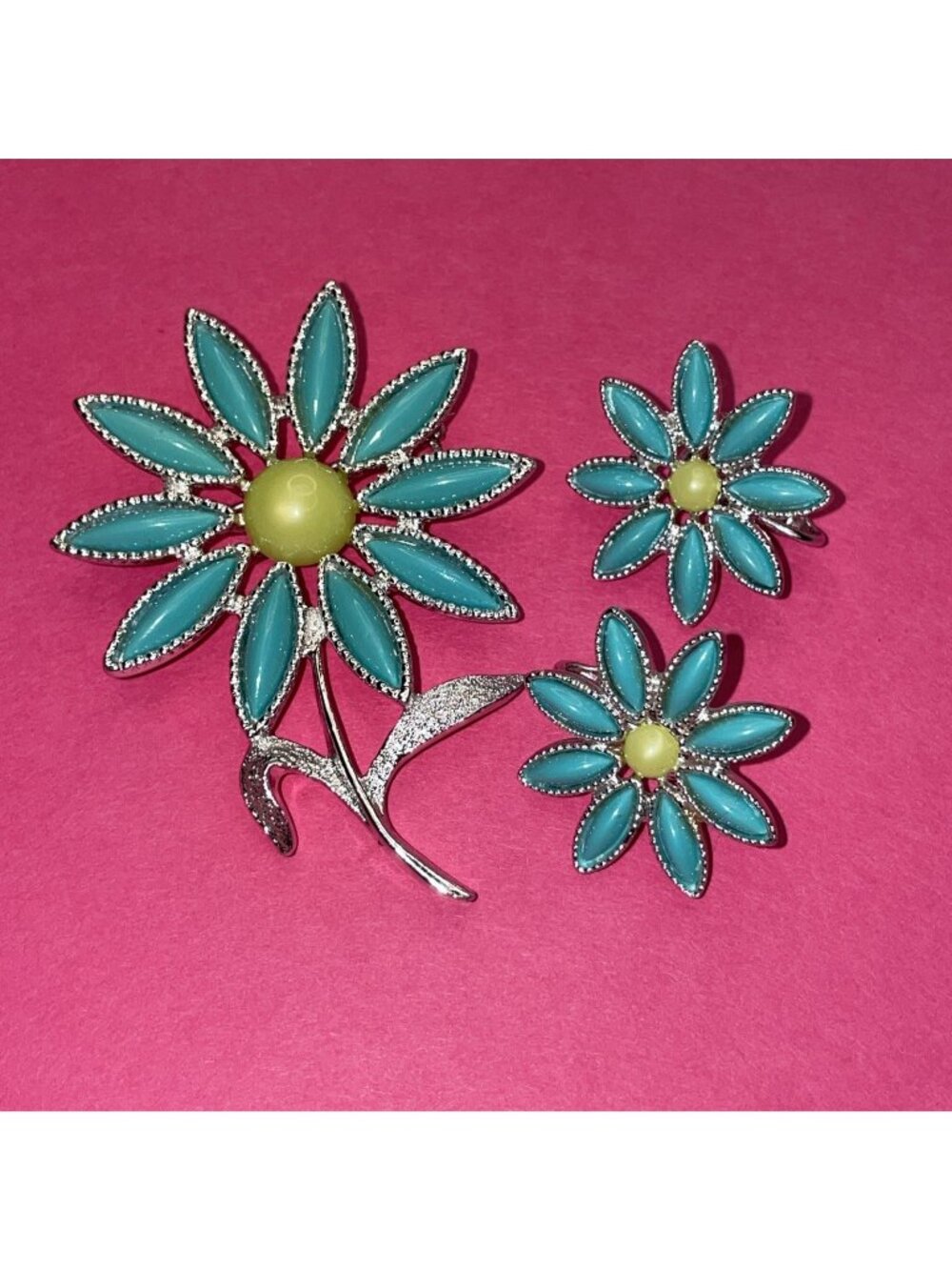 Vintage Sarah Coventry Daisy Time Brooch Set Matching Clip On Earrings Blue